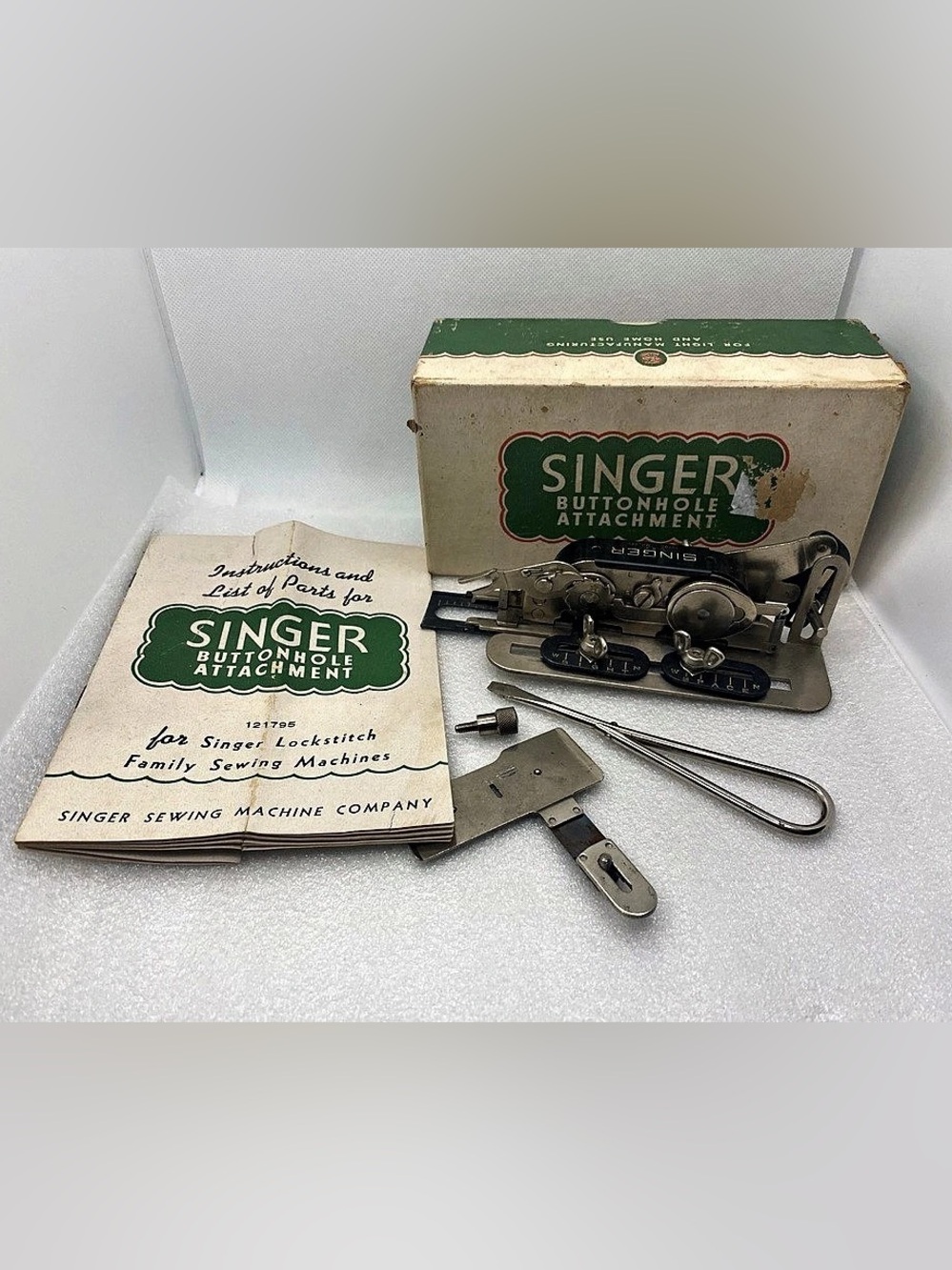 Singer Buttonhole Attachment Vintage Sewing Machine Attachment